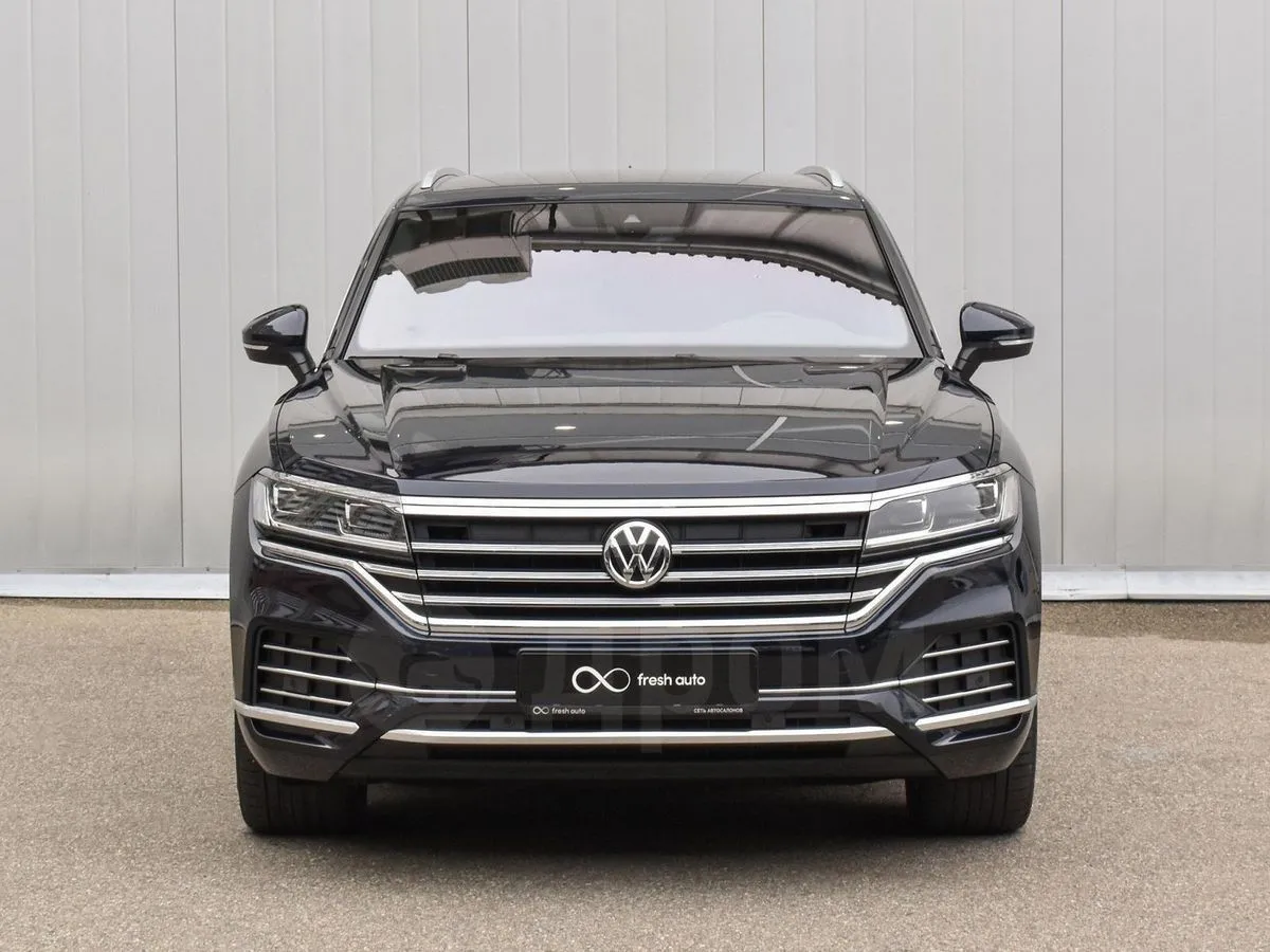 Volkswagen Touareg Image 1